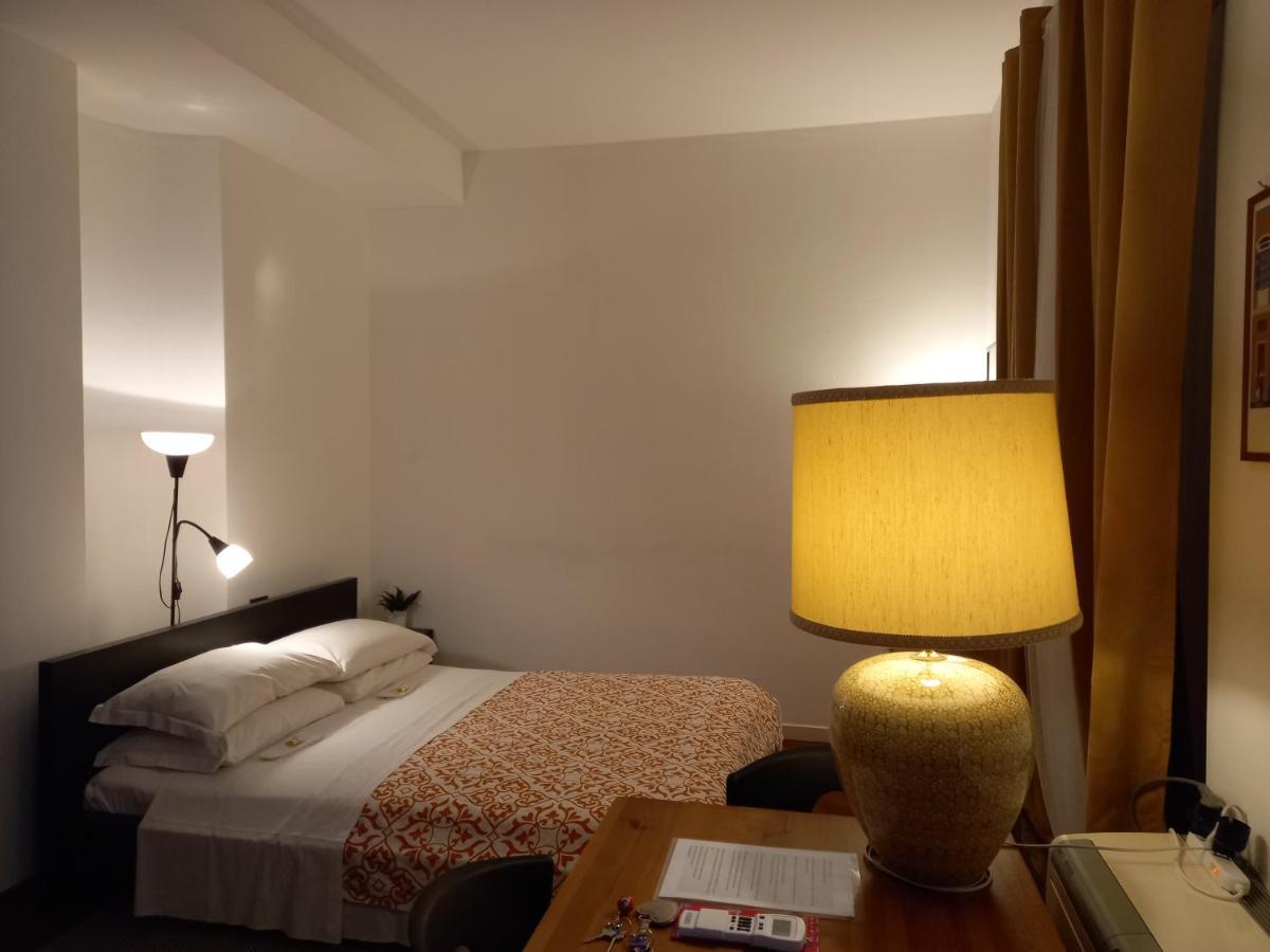 Corso Venezia 33 Милан Экстерьер фото